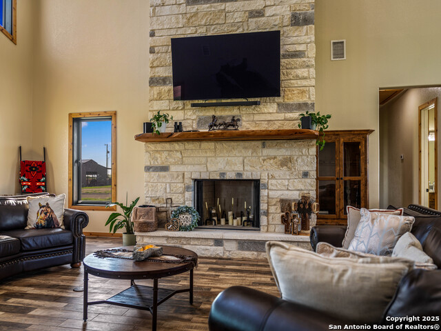 Listing photo id 17 for 12093 New Sulphur Springs