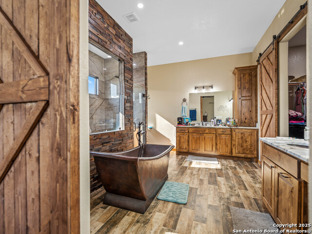 Listing photo id 19 for 12093 New Sulphur Springs
