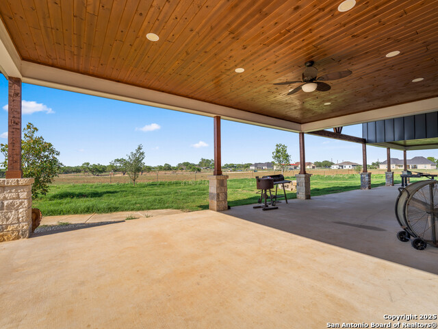 Listing photo id 34 for 12093 New Sulphur Springs