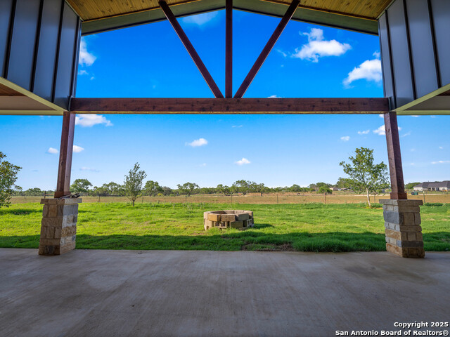 Listing photo id 35 for 12093 New Sulphur Springs
