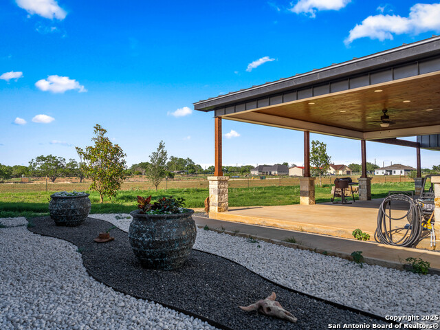 Listing photo id 36 for 12093 New Sulphur Springs
