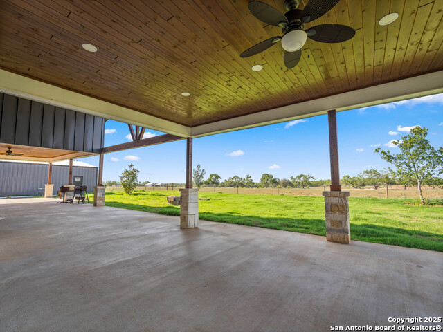 Listing photo id 37 for 12093 New Sulphur Springs