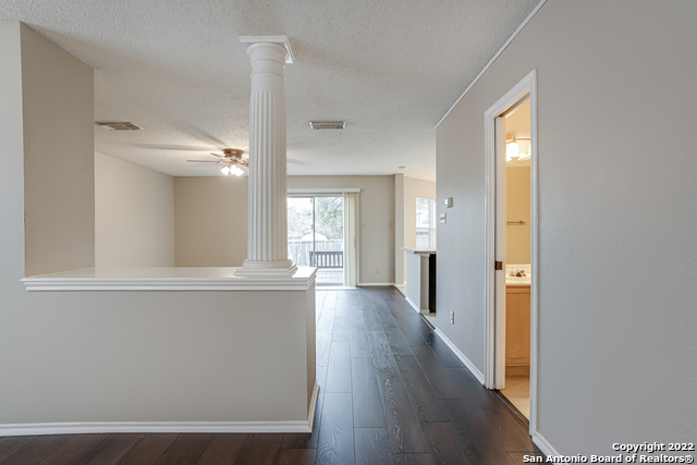 Image 10 of 34 For 22011 Oriole Hill Dr
