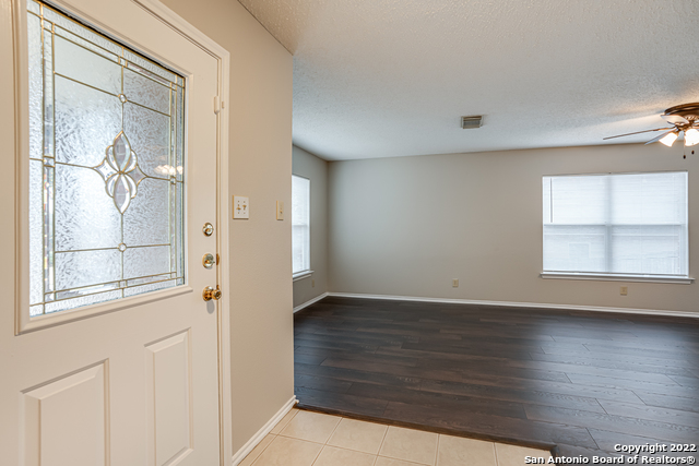 Image 7 of 34 For 22011 Oriole Hill Dr