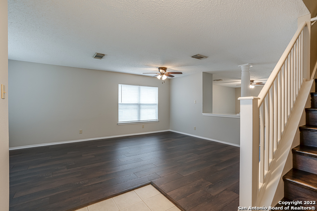 Image 8 of 34 For 22011 Oriole Hill Dr