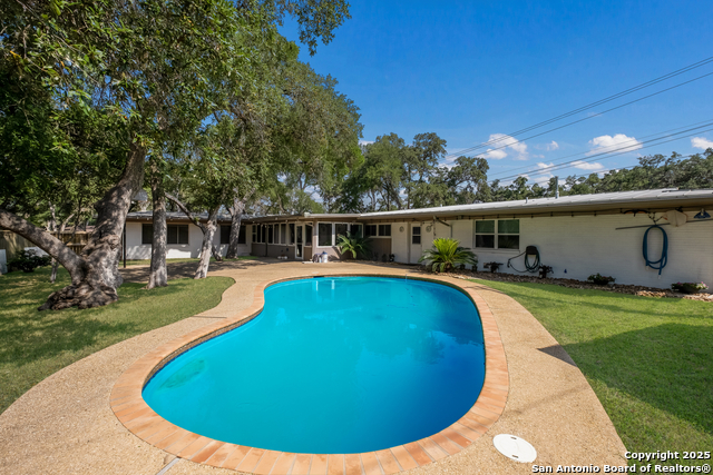 Image 31 of 33 For 226 Carolwood Dr.