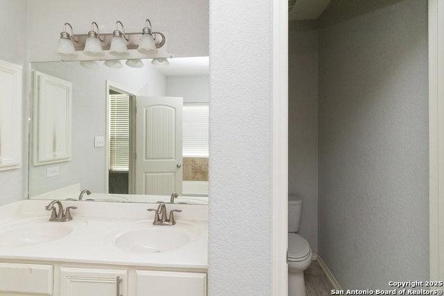 Listing photo id 18 for 13131 Piper Sonoma