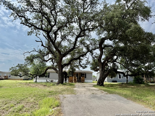 Details for 125 Viridian View, Pleasanton, TX 78064