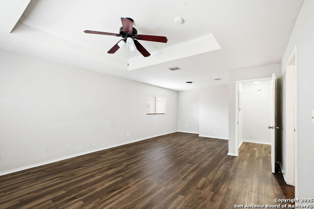 Image 17 of 39 For 9218 Hanover