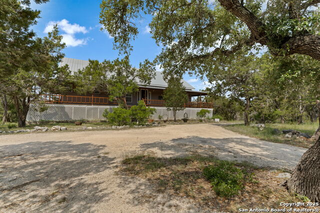Image 49 of 50 For 388 Oak  
