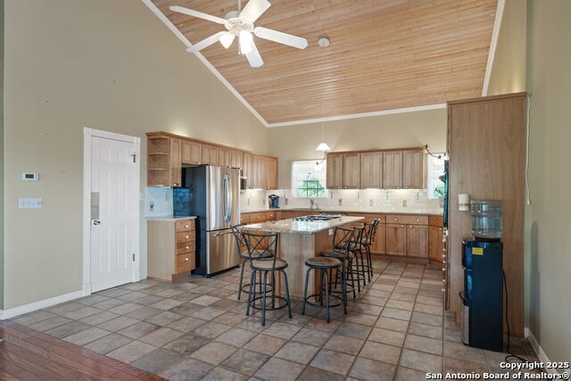 Image 6 of 50 For 388 Oak  