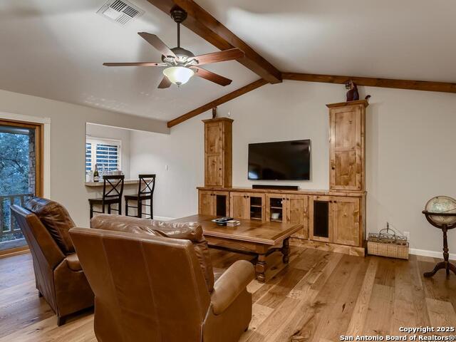 Listing photo id 21 for 320 Remington Dr