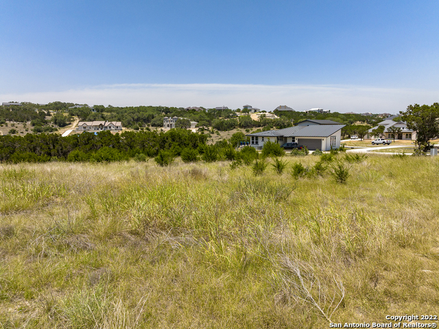 Image 4 of 8 For 610 Oldenburg