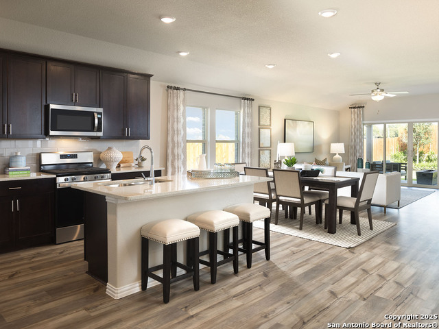 Listing photo id 0 for 883 Black Horse Way