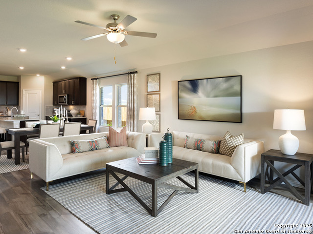 Listing photo id 2 for 883 Black Horse Way