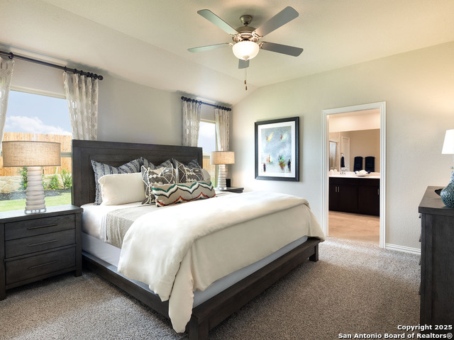 Listing photo id 3 for 883 Black Horse Way