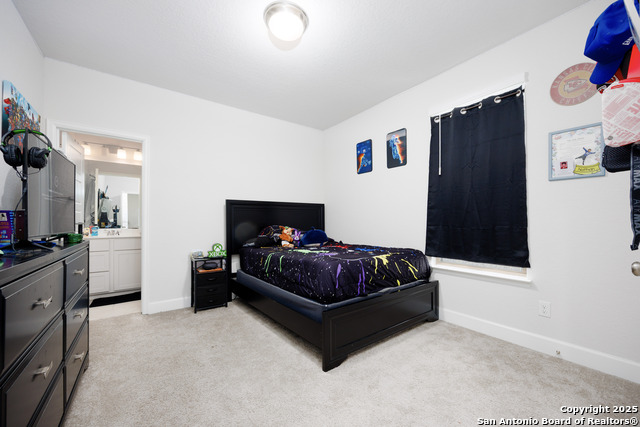 Listing photo id 18 for 807 Swenson Ranch