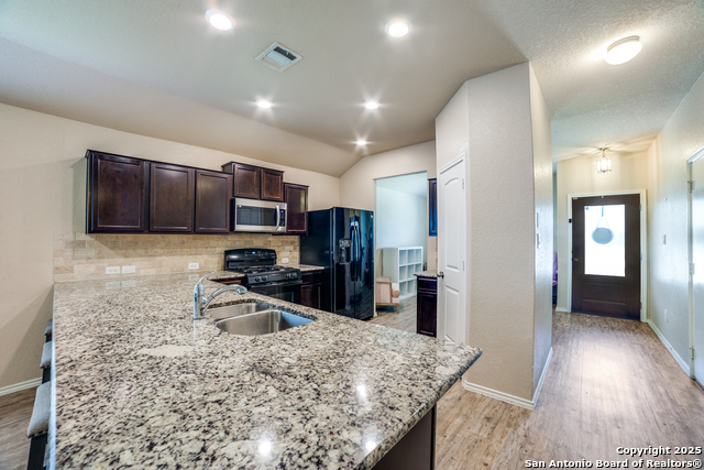 Image 2 of 12 For 2122 Marbach Woods