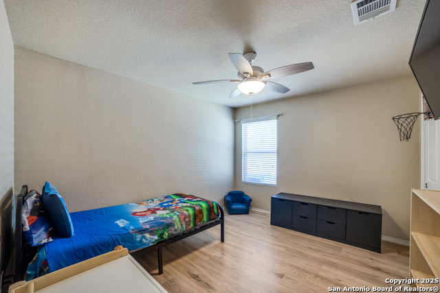 Image 8 of 12 For 2122 Marbach Woods