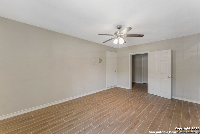 Image 14 of 18 For 202 Hillview Dr