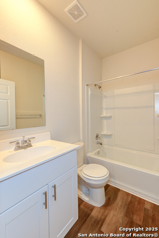 Image 16 of 29 For 13119 Sendero Roble