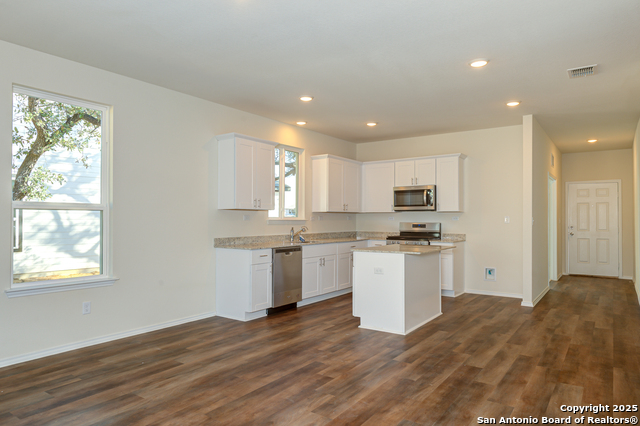 Image 17 of 29 For 13119 Sendero Roble
