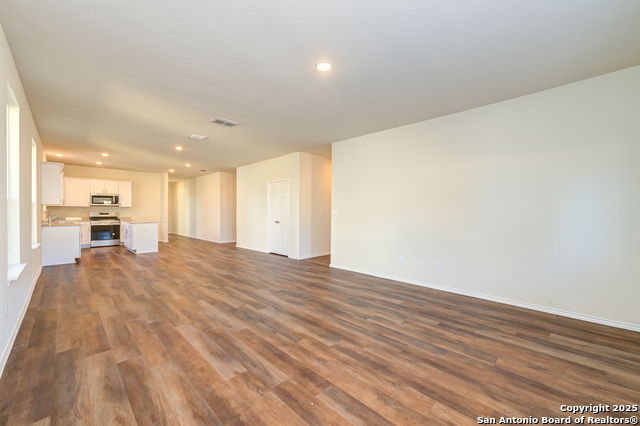 Image 18 of 29 For 13119 Sendero Roble