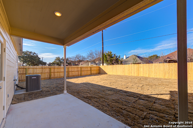 Image 21 of 29 For 13119 Sendero Roble