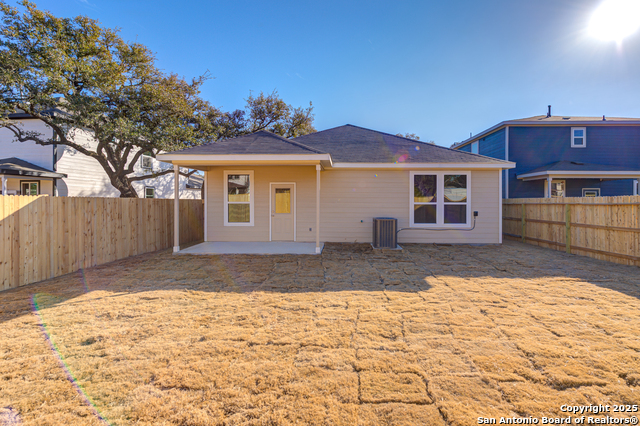 Image 26 of 29 For 13119 Sendero Roble