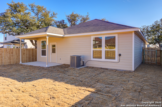 Image 27 of 29 For 13119 Sendero Roble
