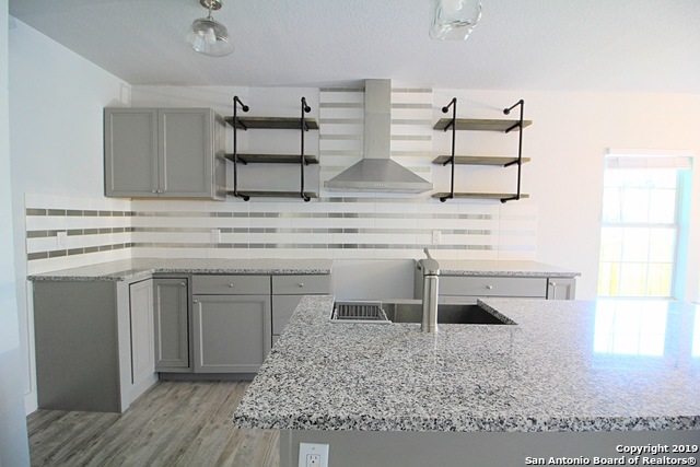 Details for 707 Olive St S A, San Antonio, TX 78203