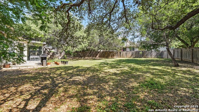 Listing photo id 38 for 10403 Branch Post
