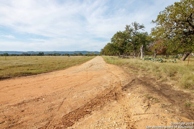 Image 9 of 36 For 455 Hubble Ln