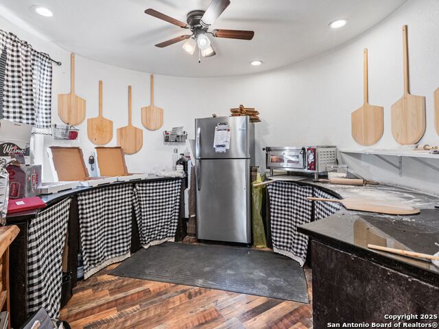 Image 27 of 100 For 101 Durango  