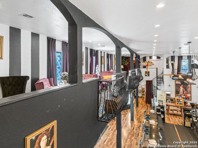 Image 40 of 100 For 101 Durango  