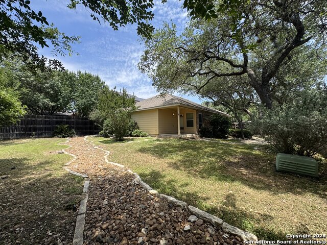 Image 30 of 37 For 20502 Wild Springs