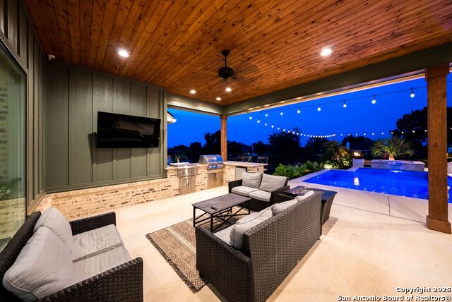 Image 108 of 119 For 129 Magnolia Cir E