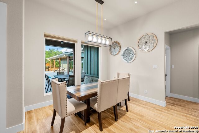 Image 14 of 119 For 129 Magnolia Cir E