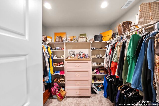 Image 31 of 119 For 129 Magnolia Cir E