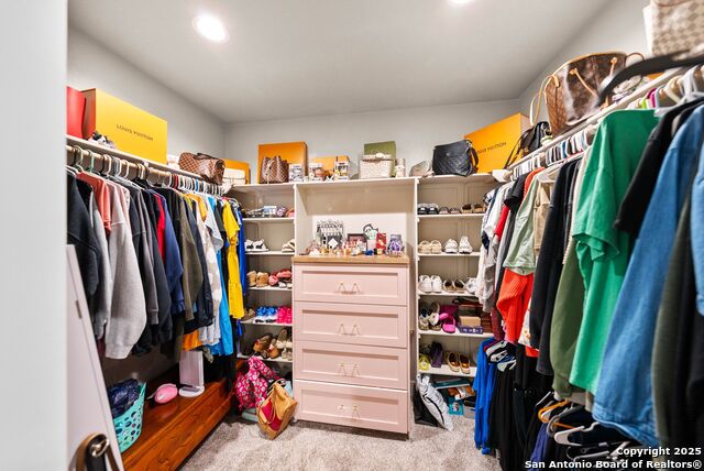 Image 32 of 119 For 129 Magnolia Cir E