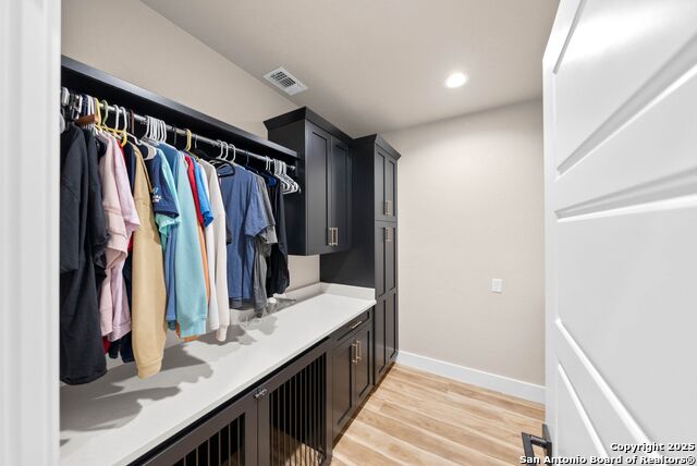 Image 34 of 119 For 129 Magnolia Cir E