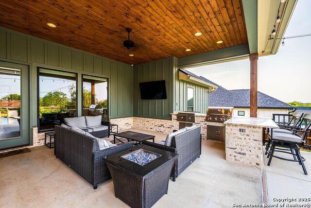 Image 43 of 119 For 129 Magnolia Cir E