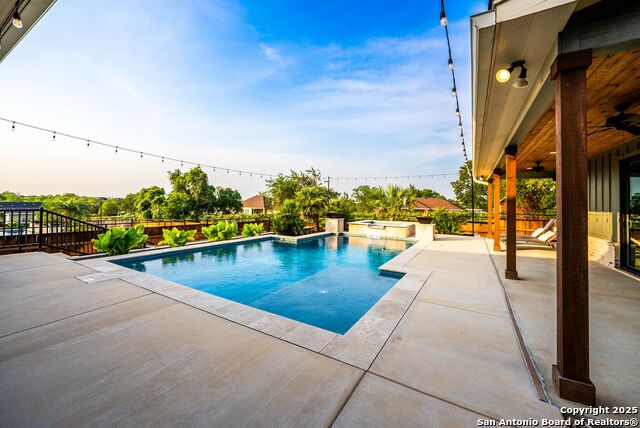 Image 47 of 119 For 129 Magnolia Cir E