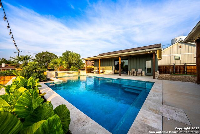 Image 49 of 119 For 129 Magnolia Cir E