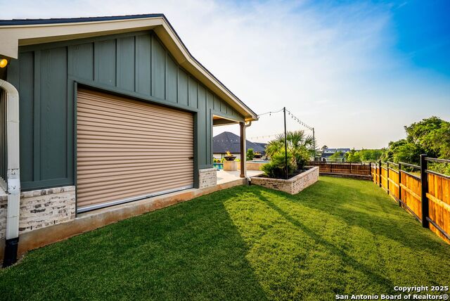 Image 63 of 119 For 129 Magnolia Cir E