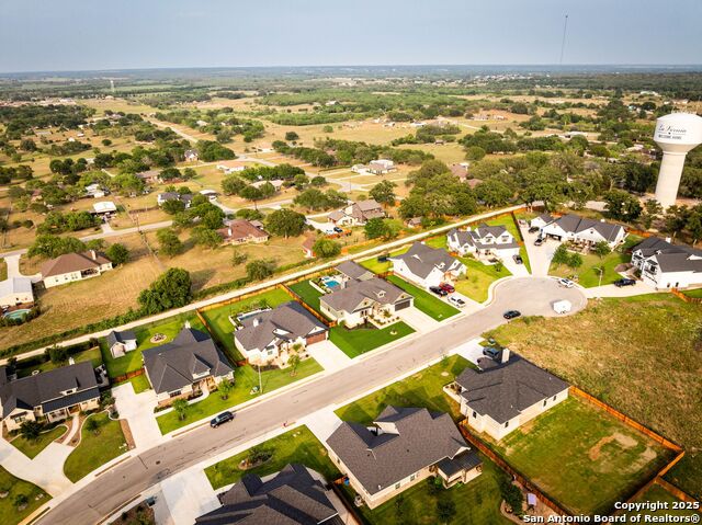 Image 94 of 119 For 129 Magnolia Cir E