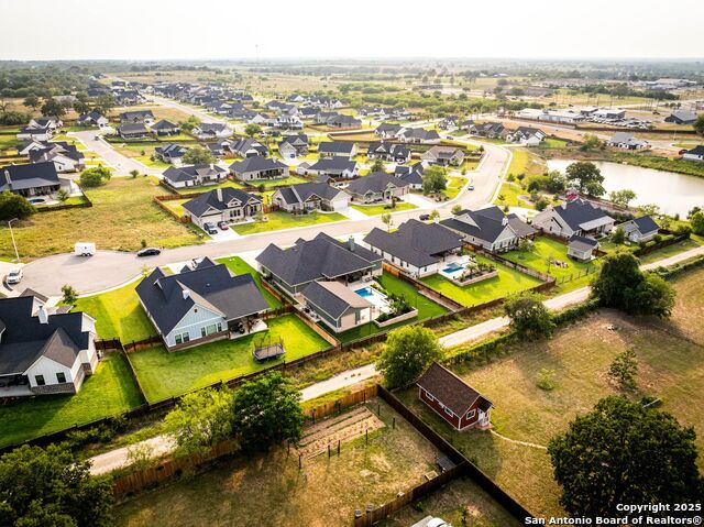 Image 97 of 119 For 129 Magnolia Cir E