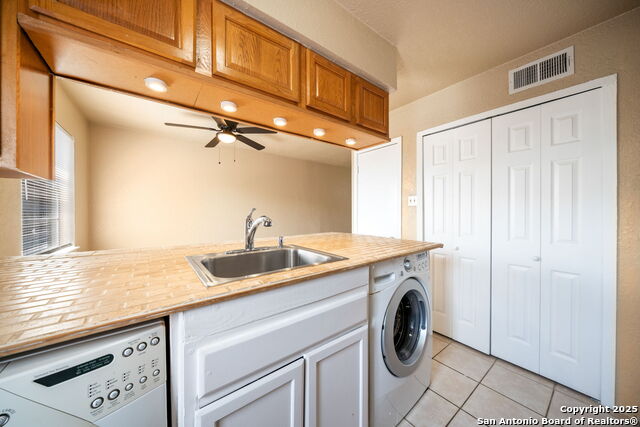Image 14 of 29 For 6427 Wurzbach Rd  35