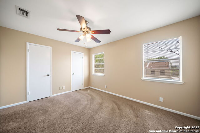 Image 20 of 29 For 6427 Wurzbach Rd  35