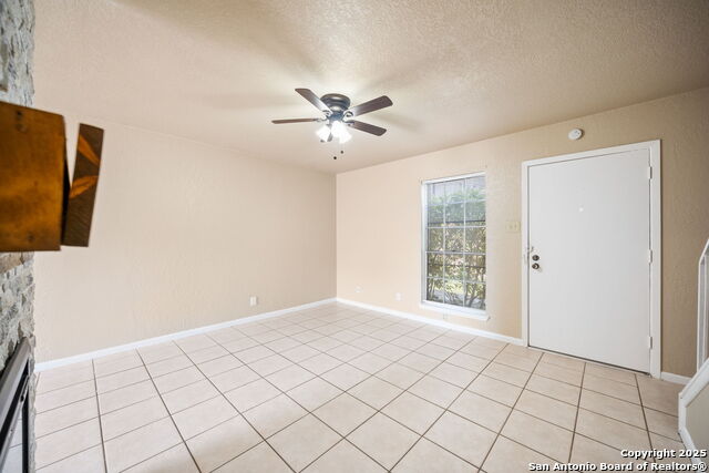 Image 6 of 29 For 6427 Wurzbach Rd  35